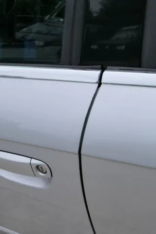 Audi A4 B7 8E Tür vorne links Kombi+Limo mit Rahmen silber LY7W Türblatt - Bild 4