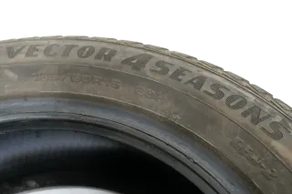 2x Golf 3 9N 6Y Reifen 185/60 R15 88H Allwetterreifen 2x ca. 5mm NUR REIFEN M+S - Bild 3