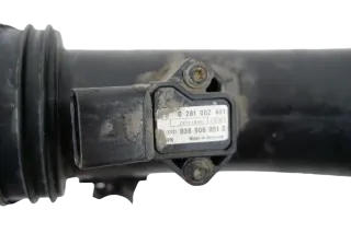 VW T5 2.5 TDI AXD BNZ Ladeluftrohr Schlauch Rohr Ladeluft 7H0145955J 7H0145955E - Bild 4