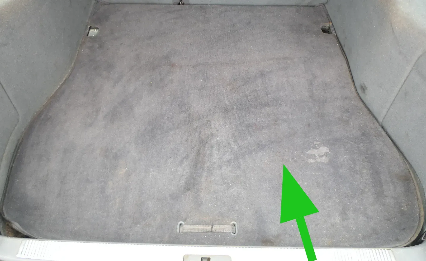 A4 B5 Kombi Avant Verkleidung Teppich Kofferraum Kofferraumteppich Boden aqua - Bild 1