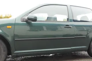 VW Golf 4 Tür vorne links Fahrertür 2/3-Türer grün LC6M brightgreen ohne Anbaut - Bild 1