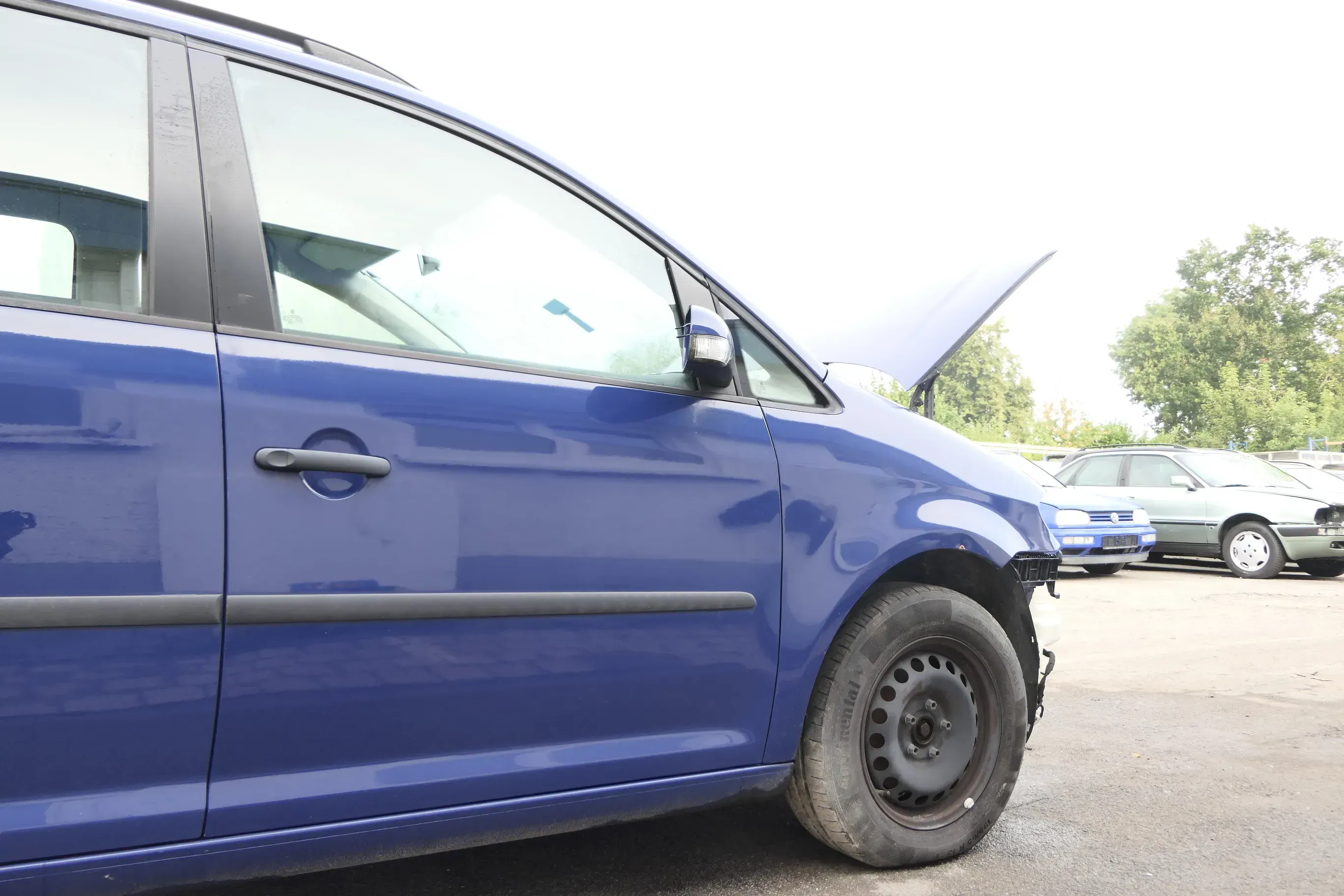 VW Touran 1T3 1T Tür vorne rechts Beifahrertür blau LL5M indienb ohne Anbauteile - Bild 1