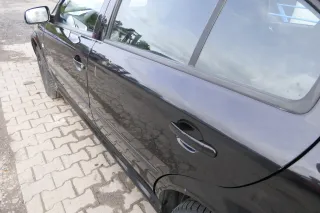 Skoda Octavia 1U Limousine Tür hinten links schwarz LF9R - Bild 8