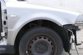 VW Passat 3BG Kotflügel vorne rechts grau LD7W (kein Blinkerloch) - Bild 1