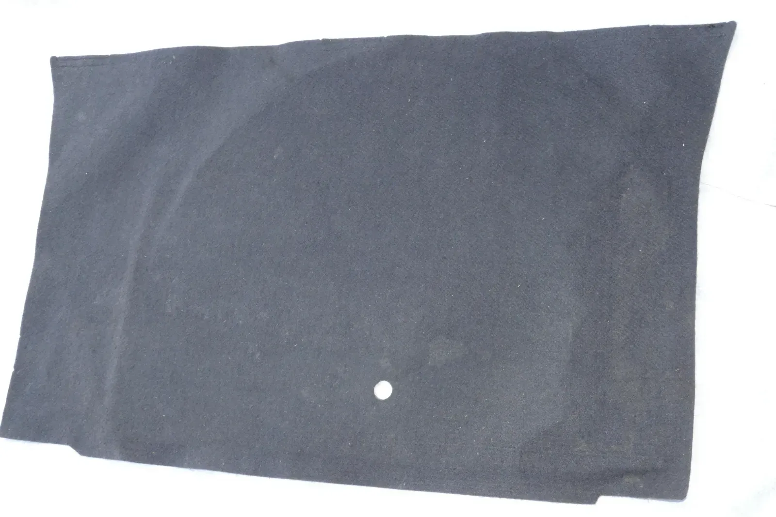 VW Fox 5Z Kofferraumteppich Teppich Kofferraum hinten schwarz - Bild 1