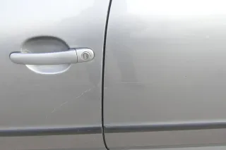 VW Passat 3B 3BG Kombi Avant Variant Tür hinten links mit Scheibe grau LD7W urba - Bild 3