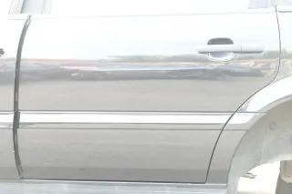 VW Passat 3A 35i Kombi Variant Tür hinten links schwarz LC9Z ohneAnbauteile - Bild 3