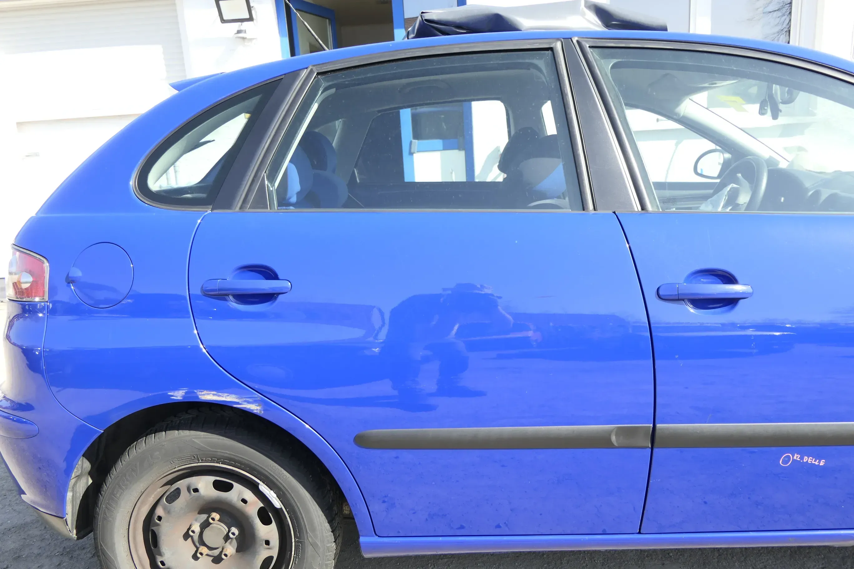 Seat Ibiza 6L Tür 4/5-Türer hinten rechts blau surfblue LS5G - ohne Anbauteile - Bild 1