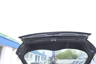 Audi A3 8L bis ca.Bj.1999 Heckklappe Kofferraumklappe Klappe hinten schwarz LZ9U - Bild 7