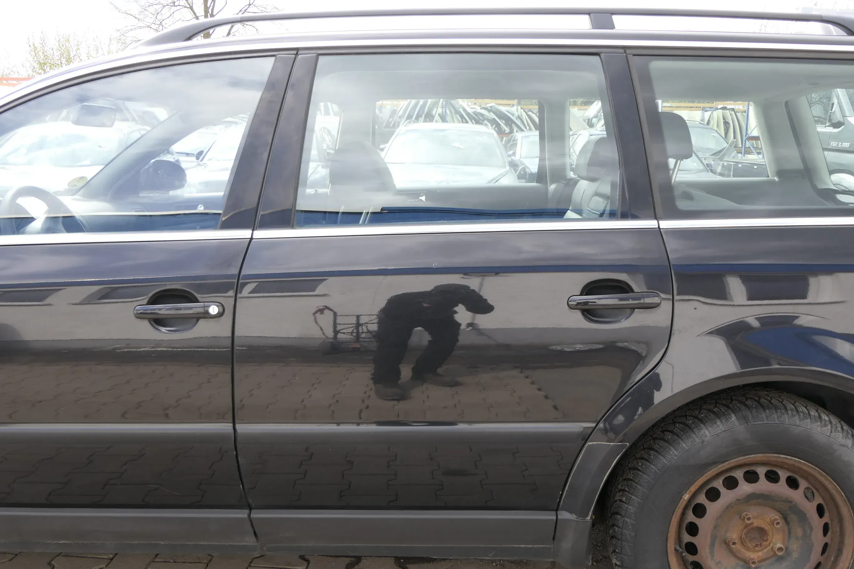 VW Passat 3B 3BG Kombi Variant Tür hinten links schwarz LC9Z magic  ü - Bild 1