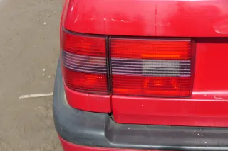 Passat 3A 35i Kombi Variant Heckklappe Klappe Kofferraumklappe rot LY3D Scheibe - Bild 3