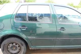 VW Golf 4 Limousine Tür hinten rechts grün LC6M (KEINkombi) - Bild 1