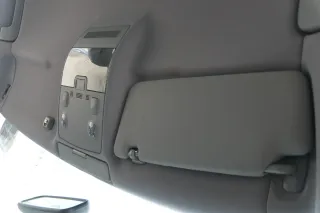 Audi A4 8E B6 Sonnenblenden Sonnenblende vorne rechts 8E0857552  - blau - Bild 1