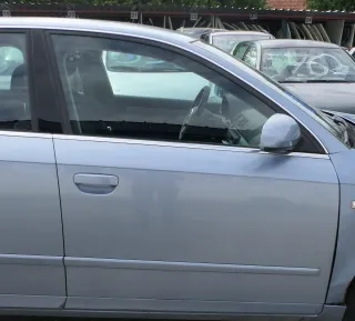 Audi A4 B7 8E Tür vorne rechts Kombi+Limo + Rahmen blau LY5J - Bild 1