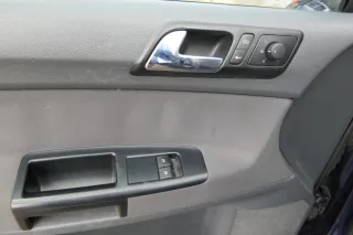 1x VW Polo 9N 9N3 Türverkleidung Verkleidung Tür vorne links  4/5-Türer dunkel - Bild 2