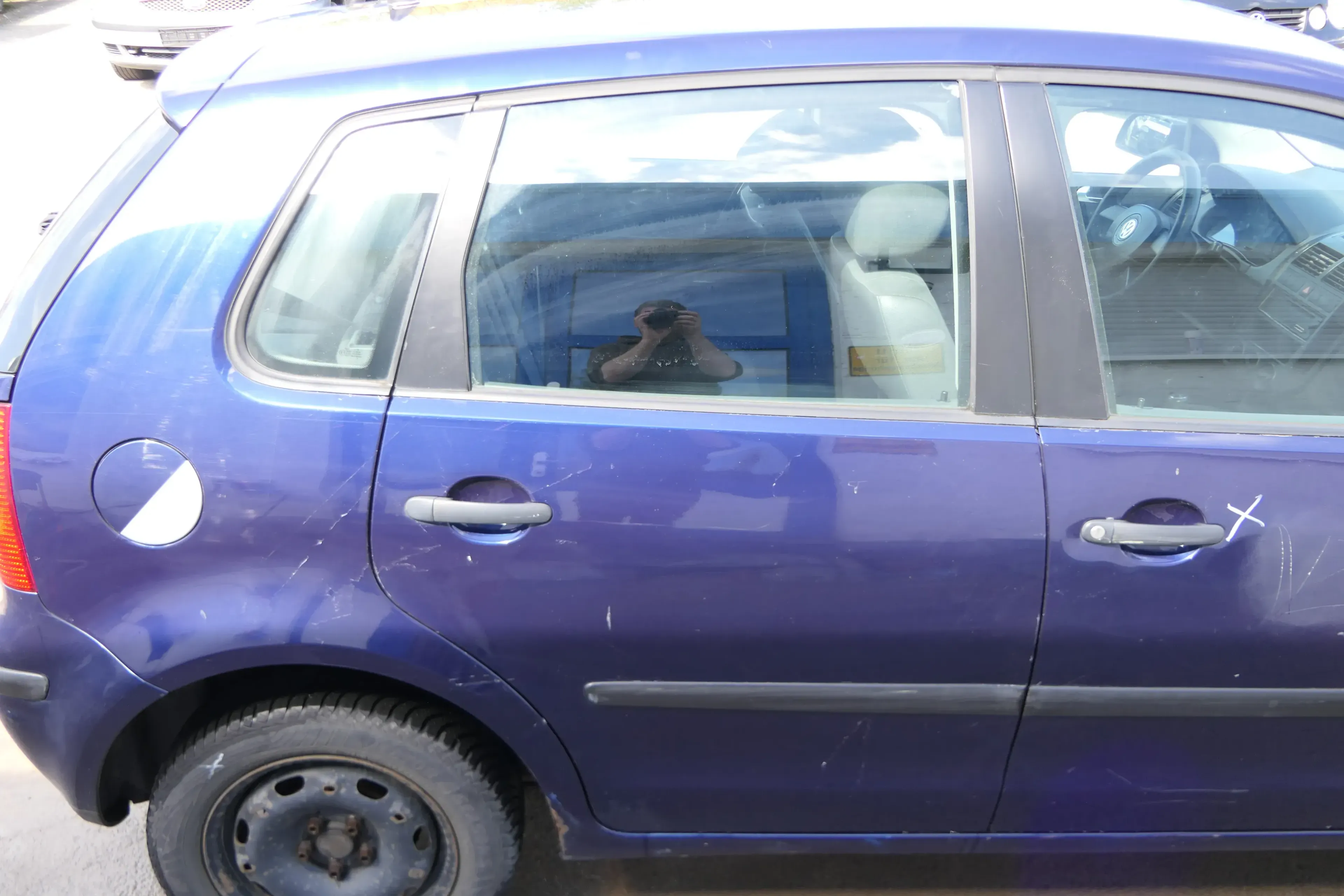 VW Polo 9N 9N3 Tür hinten rechts 4/5-Türer blau LB5N - ohne Anbauteile - Bild 1