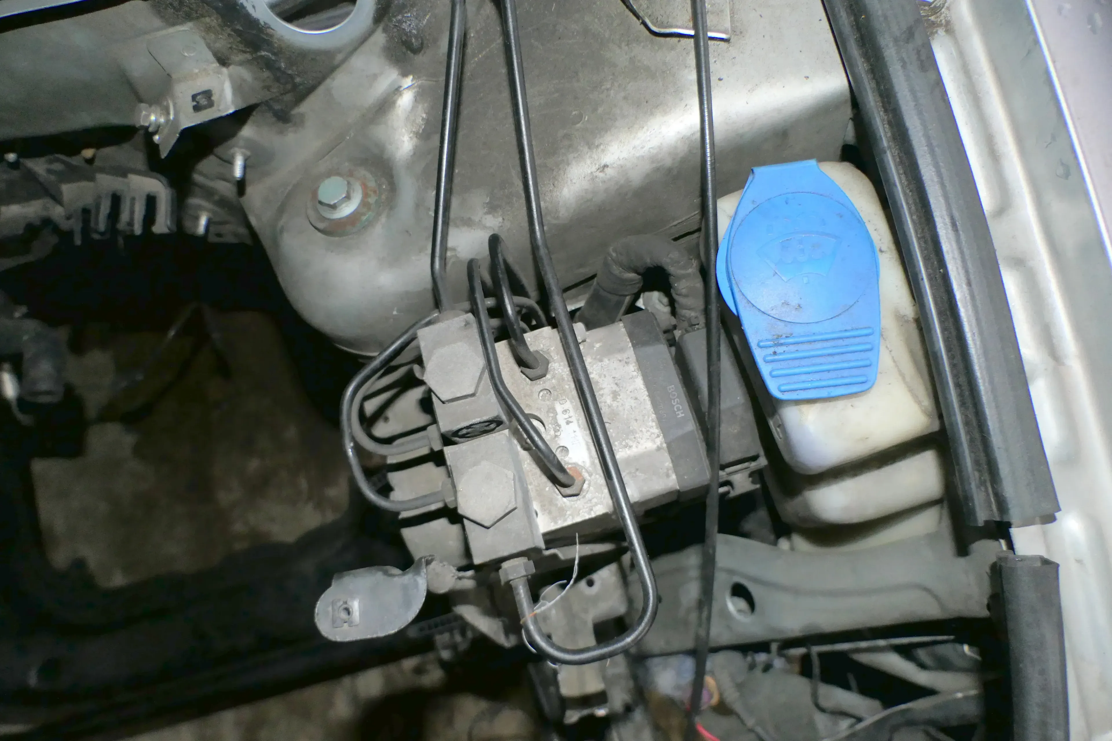 Audi A4 A6 Passat 3BG 3B ABS Steuergerät Hydroblock 8E0614111P 8E0614111Q  EDS - Bild 1