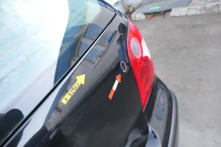 VW Polo 9N3 9N Heckklappe Kofferraumklappe Klappe schwarz L041 - Scheibe ohne - Bild 6