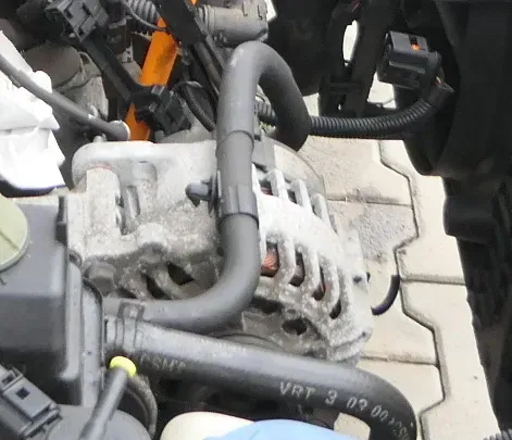 VW Golf 4 A3 8L Lichtmaschine Generator 030903023h 70A Benziner ab Ende Bj1999 - Bild 1