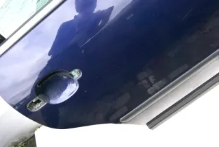 VW Passat 3B 3BG Kombi Variant Tür hinten rechts blau LB5N mit Scheibe - Bild 2