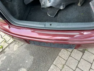 VW Polo 9N 9N3 Stoßstange Heckstoßstange hinten rot LC3R Einparkhilfe PDC - Bild 8