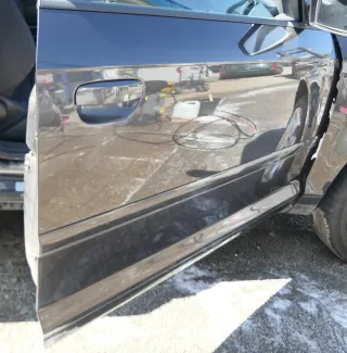 Audi A3 8P 2/3-Türer Tür vorne rechts Beifahrertür Türblatt grau braun LZ7L - Bild 2