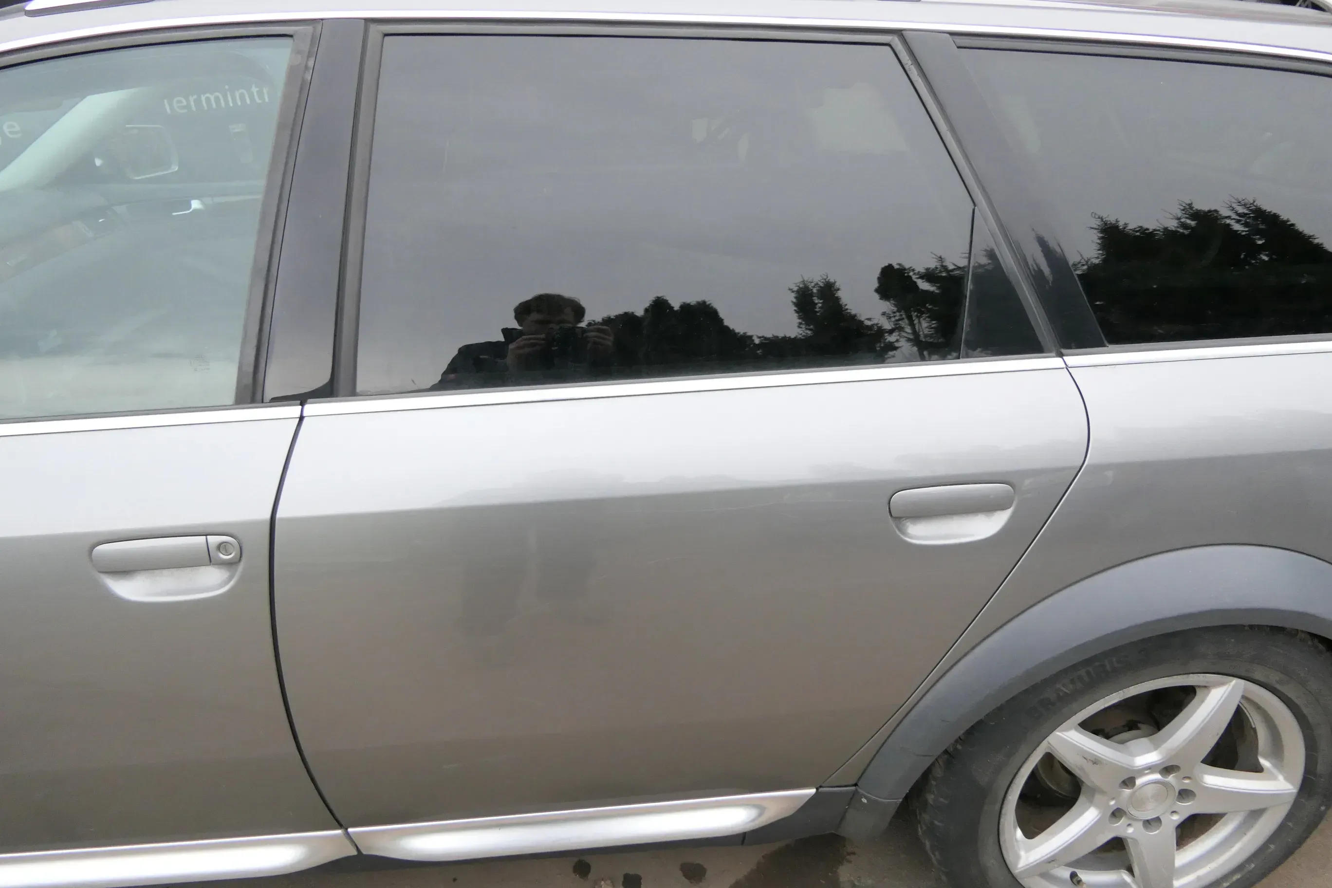 Audi A6 4Z Allroad Tür Türblatt hinten links grau LY7Q ohne Anbauteile - Bild 1