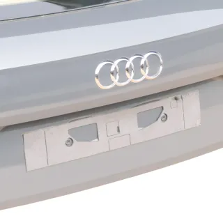 Audi Q2 GA 81A Heckklappe grau LX7M ORIGINAL von NEUFAHRZEUG - Bild 3