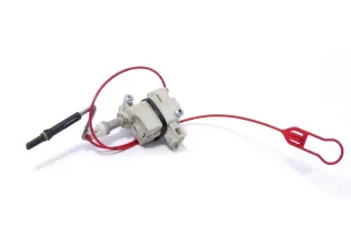 Audi Q7 4L Stellmotor Öffnen Tankklappe Tank Tankverschluß Notentriegelung - Bild 2