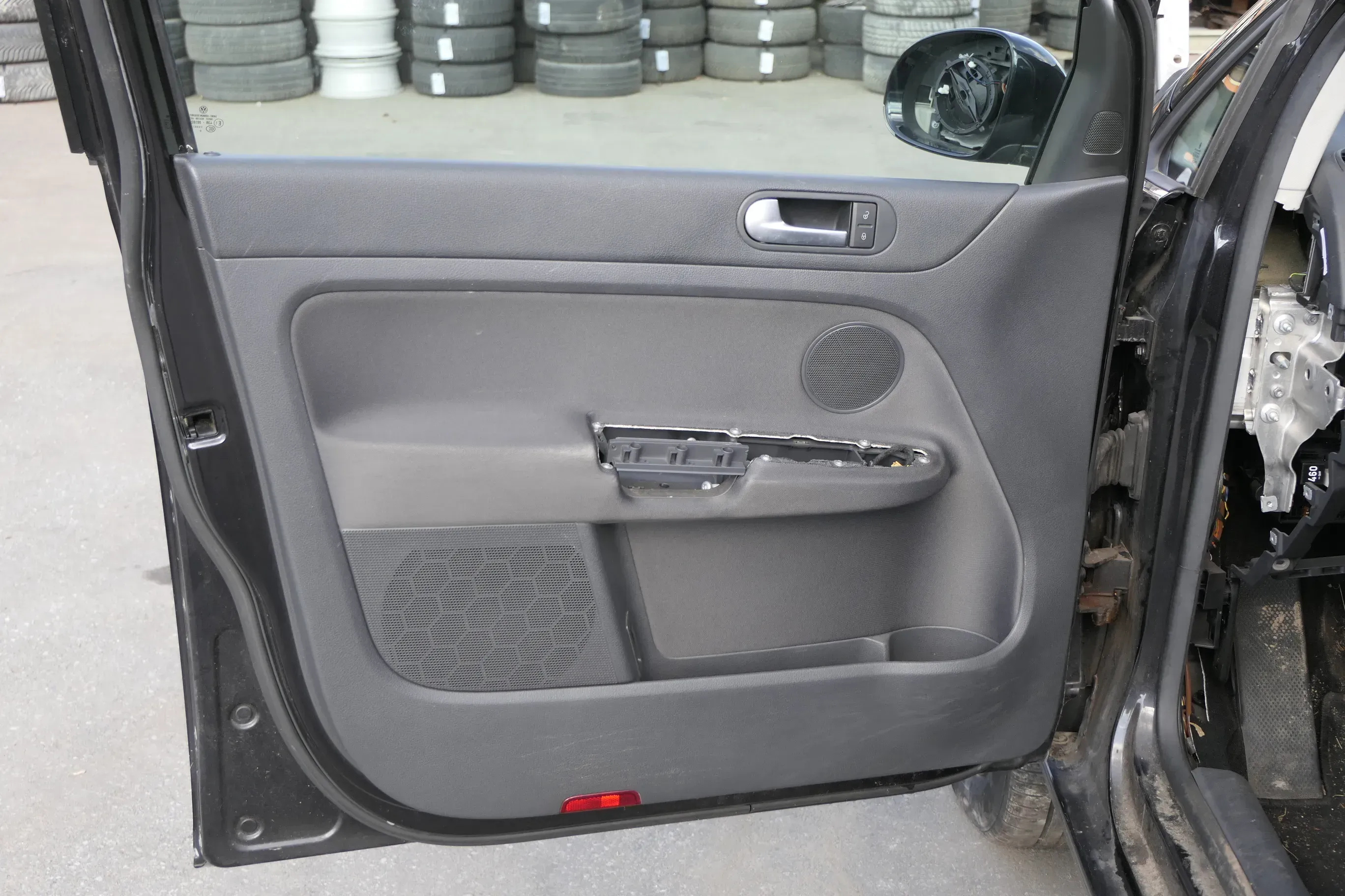 VW Golf 5 Plus 5M Türverkleidung Verkleidung Tür vorne links 5M0867011N - Bild 1