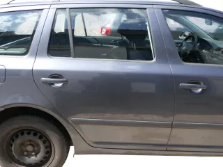 Skoda Octavia 1Z Kombi Tür hinten rechts LF8J grau (ohneAnbauteile) - Bild 1