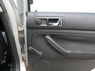 1x VW Golf 4 1J Limousine Türverkleidung Verkleidung Tür hinten rechts schwarz - Bild 2