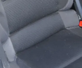 VW Touran Sitz ABDECKUNG hinten MITTE Rücksitz - für Isofix - Bild 1