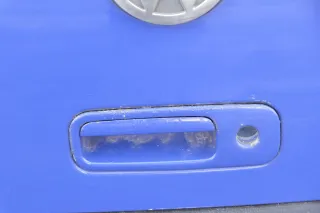 VW Polo 6N2 Heckklappe Klappe hinten Kofferraumklappe blau LA5C surfblue Scheibe - Bild 2