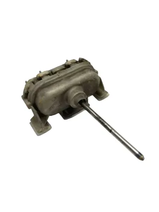 Audi 80 A6 4A A8 Stellmotor Öffnen Tankklappe Tank Tankverschluß 4A0862153A - Bild 2