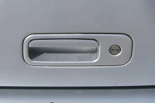 Polo 6N2 Heckklappe Klappe hinten Kofferraumklappe silber LA7W Scheibe ohneAnbau - Bild 3