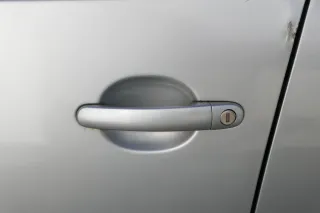 Golf 5 V 1K Tür Türblatt vorne links Fahrertür 4/5-Türer silber LA7W + Rahmen - Bild 2