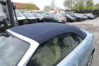 A4 8H Cabrio Dach Scheibe Verdeck Gestell dunkelblau + Himmel - Bild 7