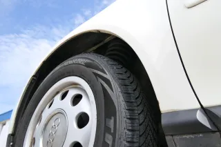 Audi A3 8L Kotflügel vorne links weiß LY9G - Bild 2
