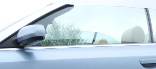 Audi A4 8H Cabrio vorne links Fenster Scheibe in Tür Fensterscheibe 8H0845201A - Bild 1