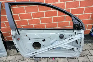 VW Golf 5 V 1K Rahmen Türrahmen vorne rechts Beifahrertür 2/3-Türer schwarz L041 - Bild 1