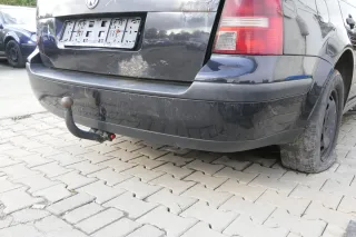 VW Golf 4 Kombi Avant Stoßstange hinten Heckstoßstange Stoßfänger schwarz LC9Z - Bild 4