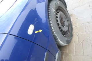 VW Passat 3BG 3B6 Kotflügel vorne rechts blau LA5E (Blinkerloch) - Bild 3