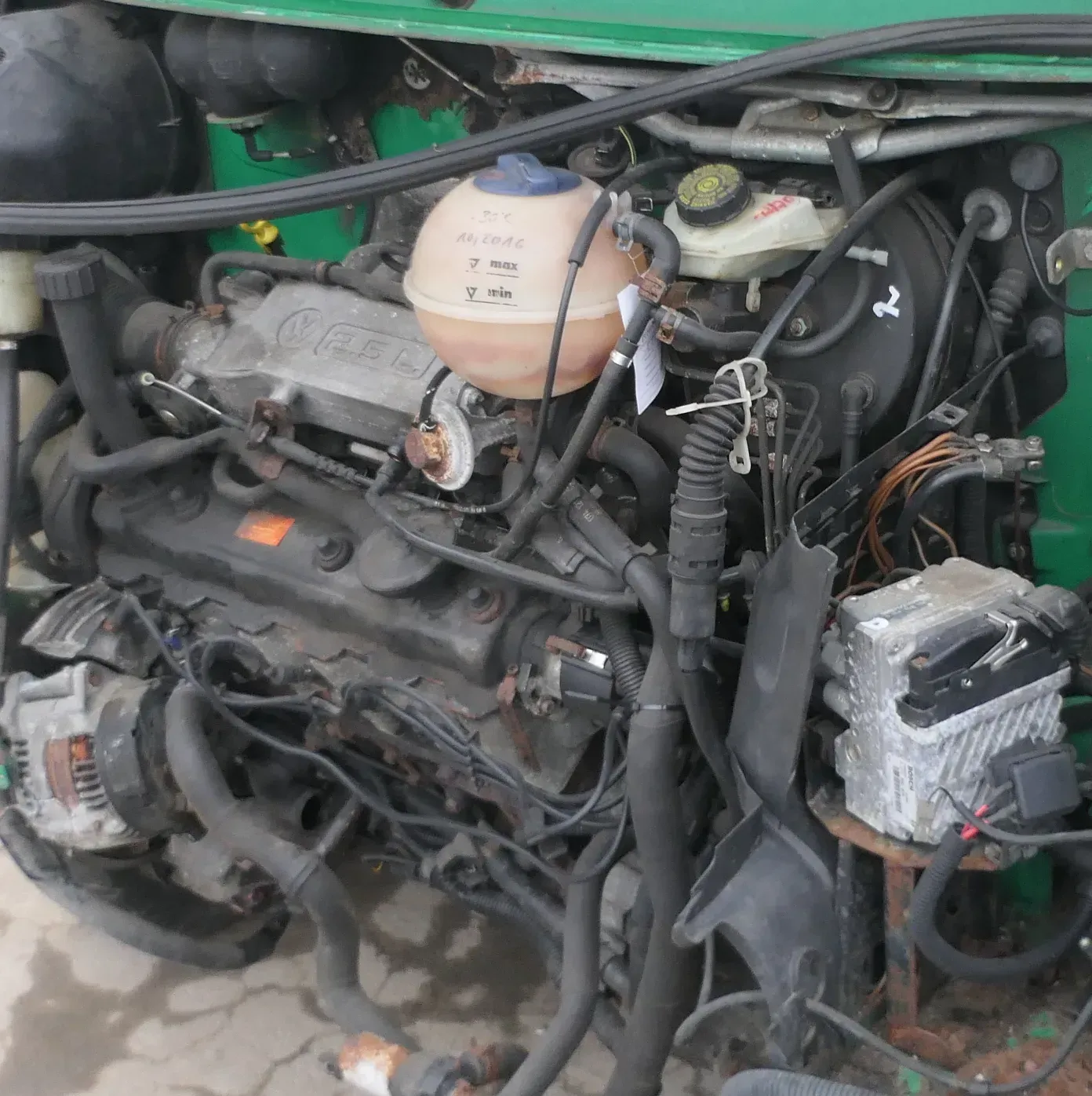 VVW T4 Motor 2.5 Benziner AET 85kw 115PS 263.000km ohne Anbauteile - Bild 1