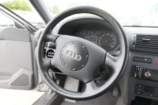Audi A3 8L A6 4B A4 Lenkrad Lederlenkrad Leder 4-Speichen - ohne Airbag - Bild 1