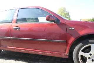 VW Golf 4 Tür vorne rechts Beifahrertür 2/3-Türer braun rot LC3K ohnAnbauteile - Bild 1