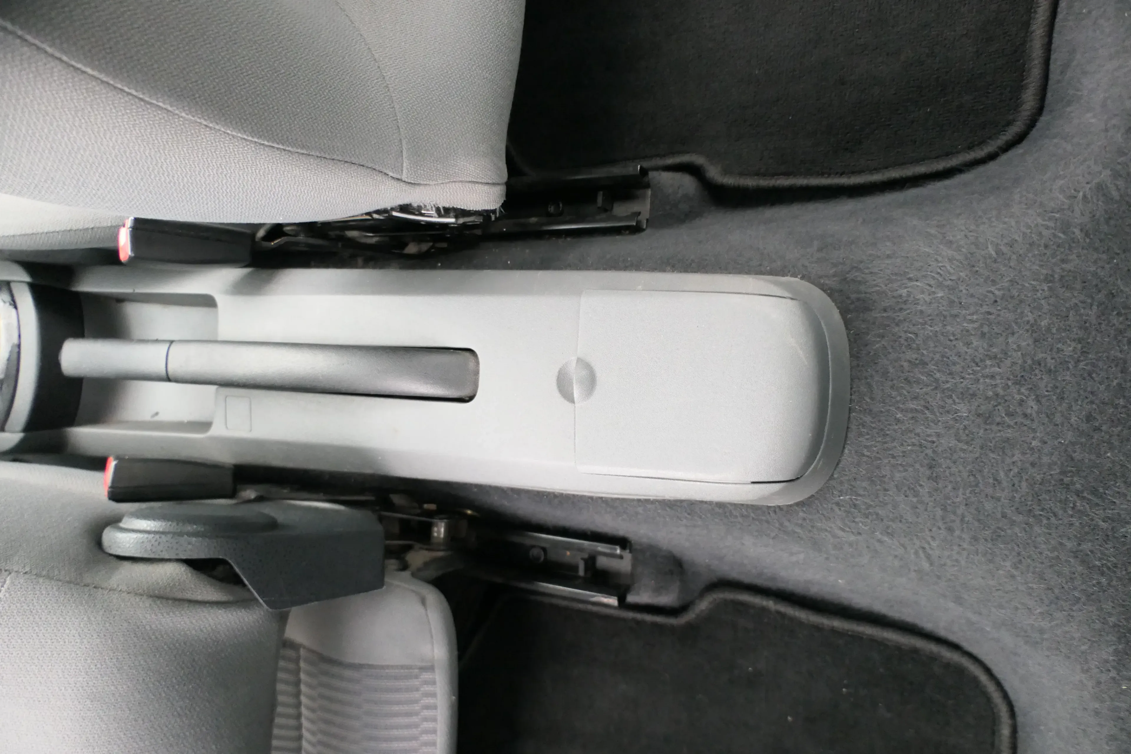Seat Ibiza 6L Aschenbecher Ascher hinten grau - Bild 1