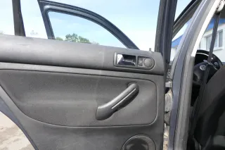 1x VW Golf 4 1J Kombi Türverkleidung Verkleidung Tür hinten links schwarz - Bild 2