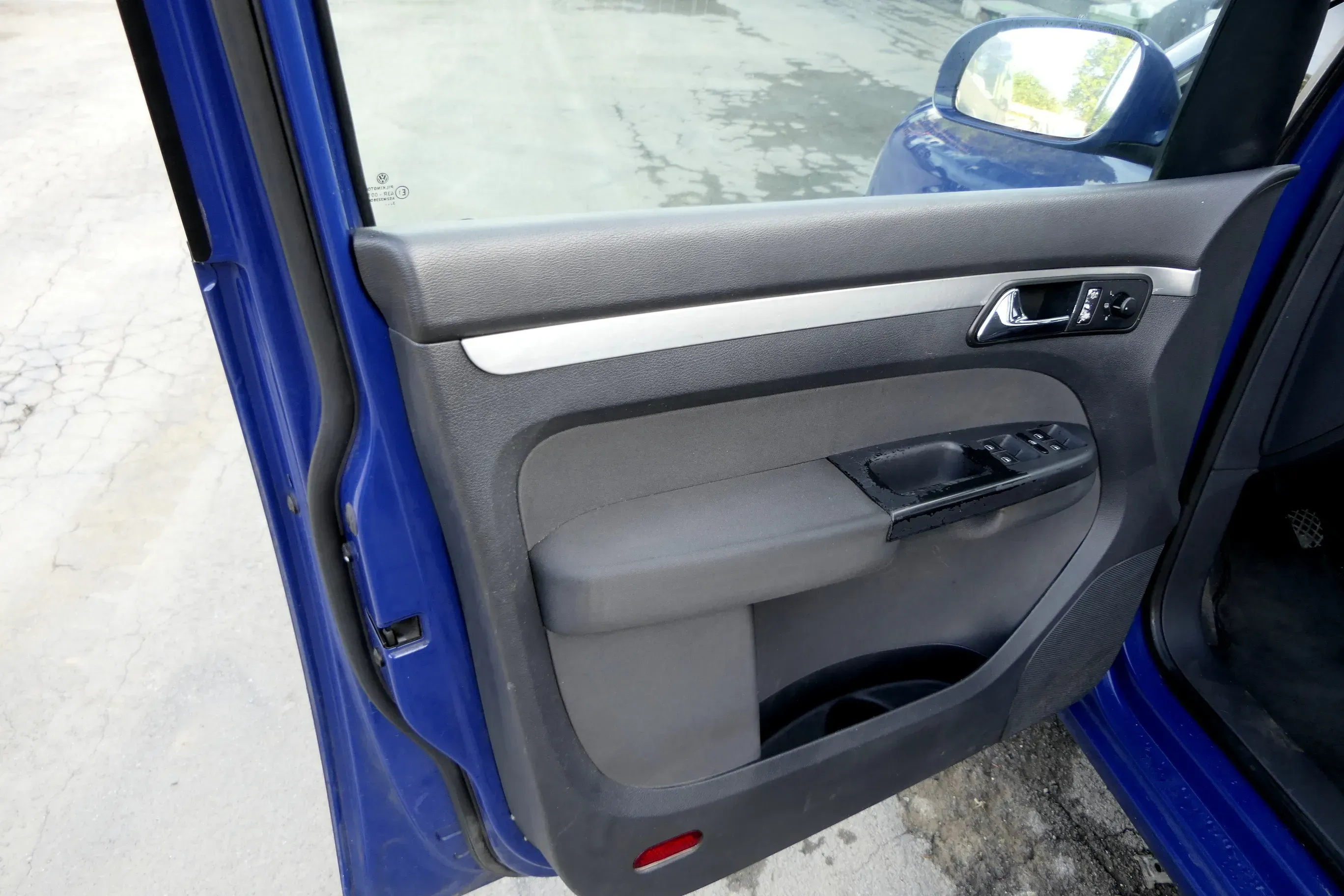 VW Touran 4x Türverkleidung Verkleidung Tür vorne +hinten links anthrazit 164493 - Bild 1