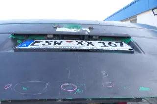 VW T4 Transporter Heckklappe Klappe hinten Kofferraumklappe grün schwarz Kasten - Bild 8